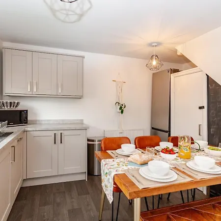 Kendal Explorers 3br House With Free Parking And Ev Dom wakacyjny Burneside